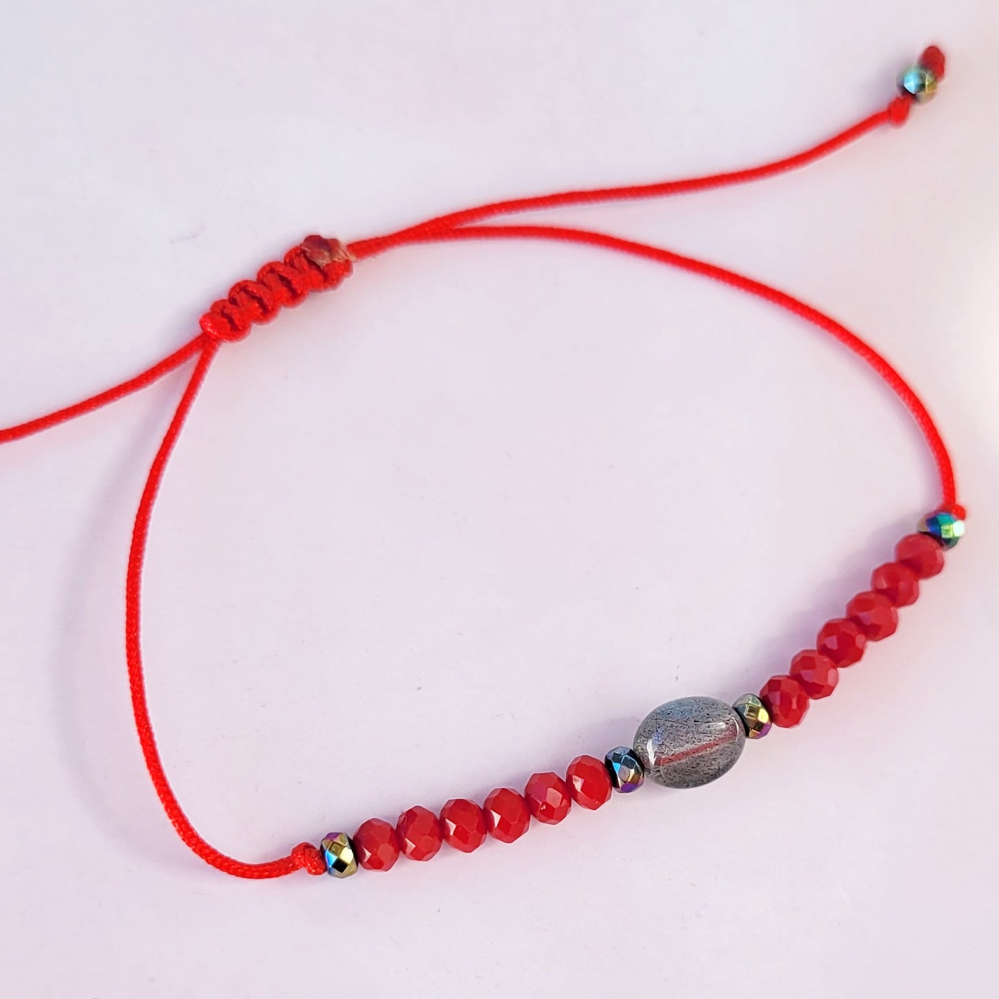 Pulsera roja labradorita